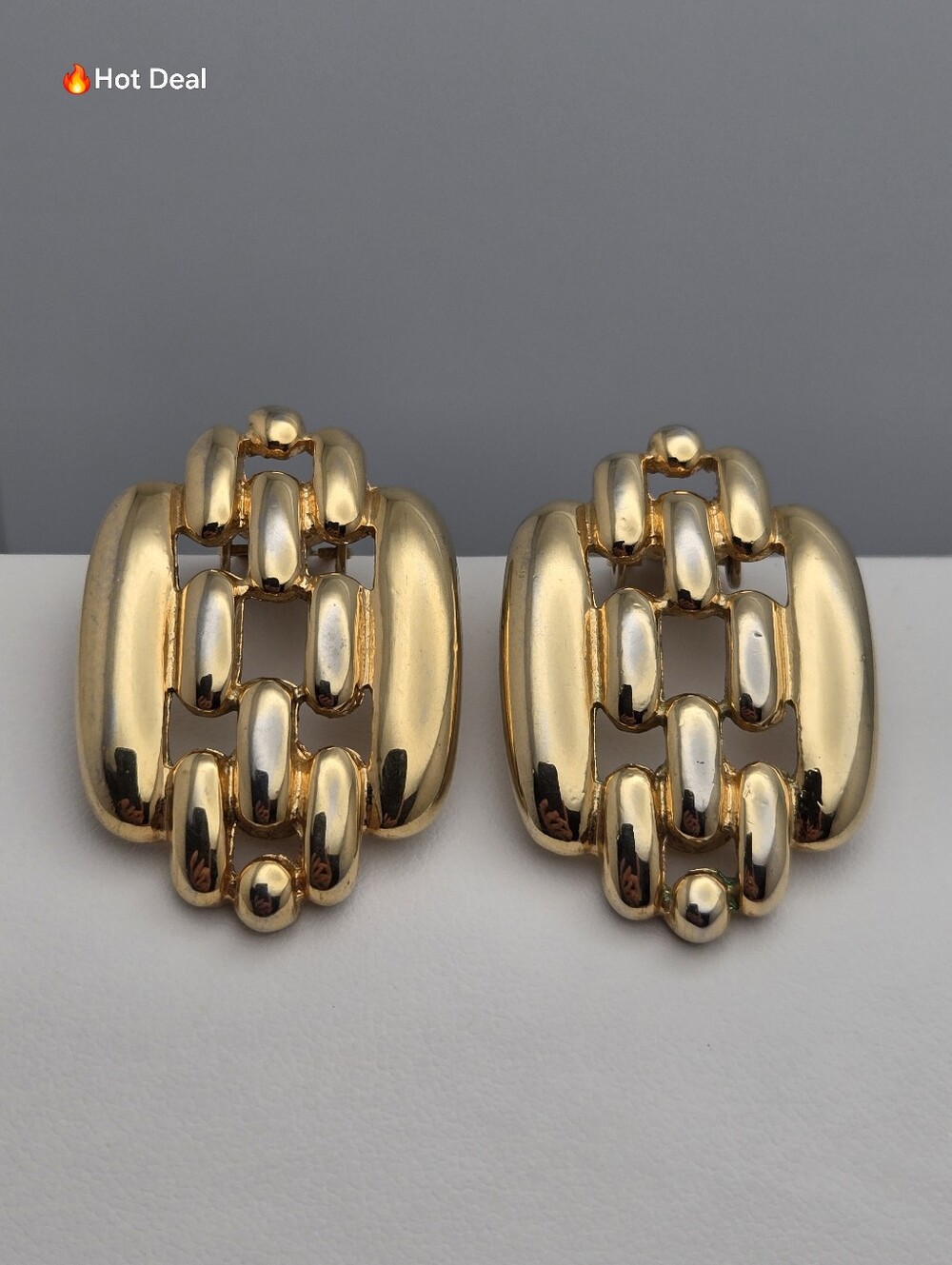 Vendome Heavy Gold Tone Basket Weave Clip-On Earrings 1.25"